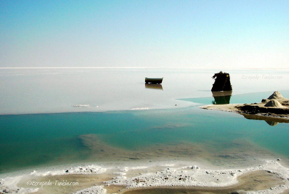 Lacs de sel : les énigmatiques Chotts du Sud tunisien…